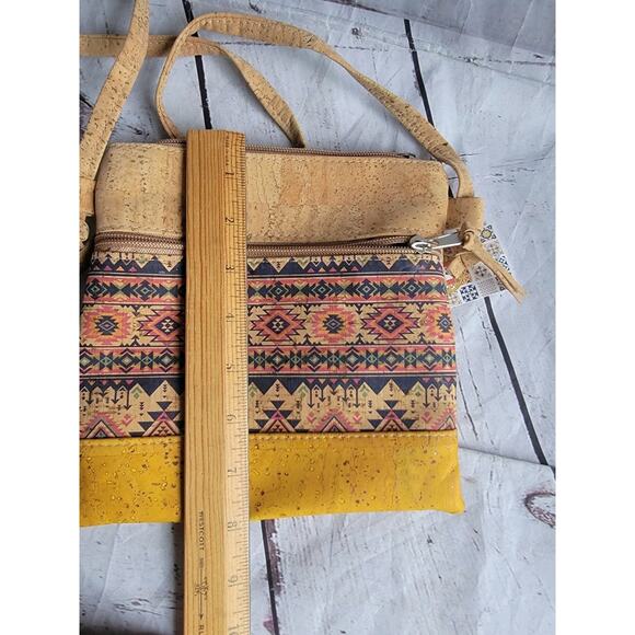 Cork Crossbody Handbag Lightweight Bag, 8in x 7.5in Portugal New Boho Style - Picture 7 of 8